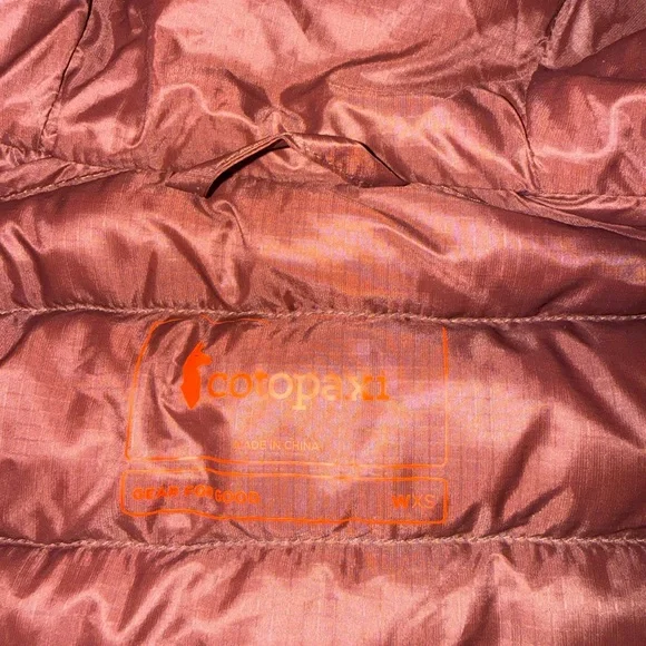 NWOT Cotopaxi Women's Fuego Long Puffer Jacket with Red and Brown XS - Picture 3 of 4